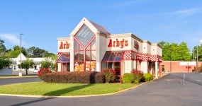Former Arby's For Lease - Property Photo