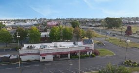 Former Arby's For Lease - Property Photo