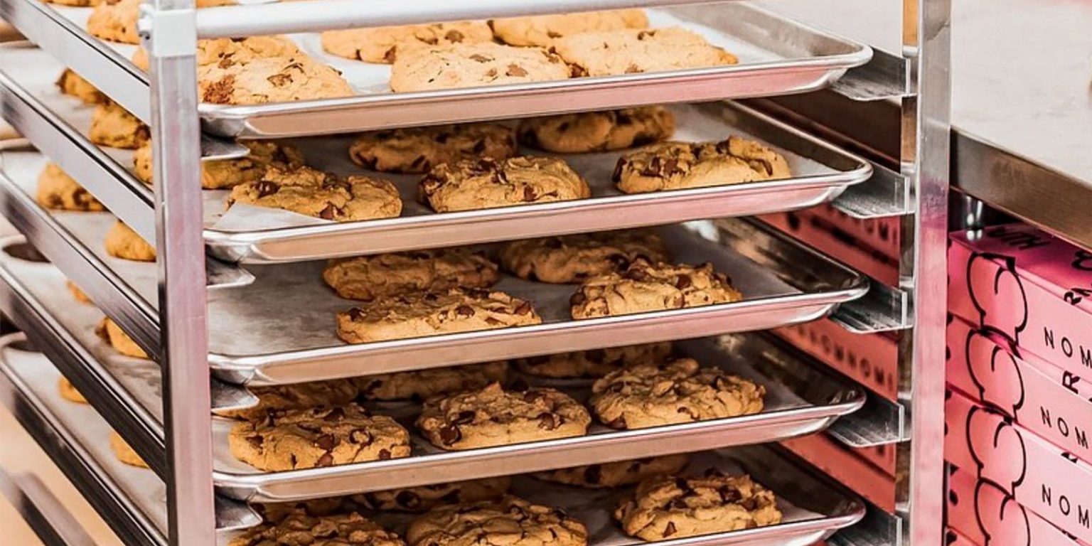 VL-BIZ-Crumbl-Cookies_2